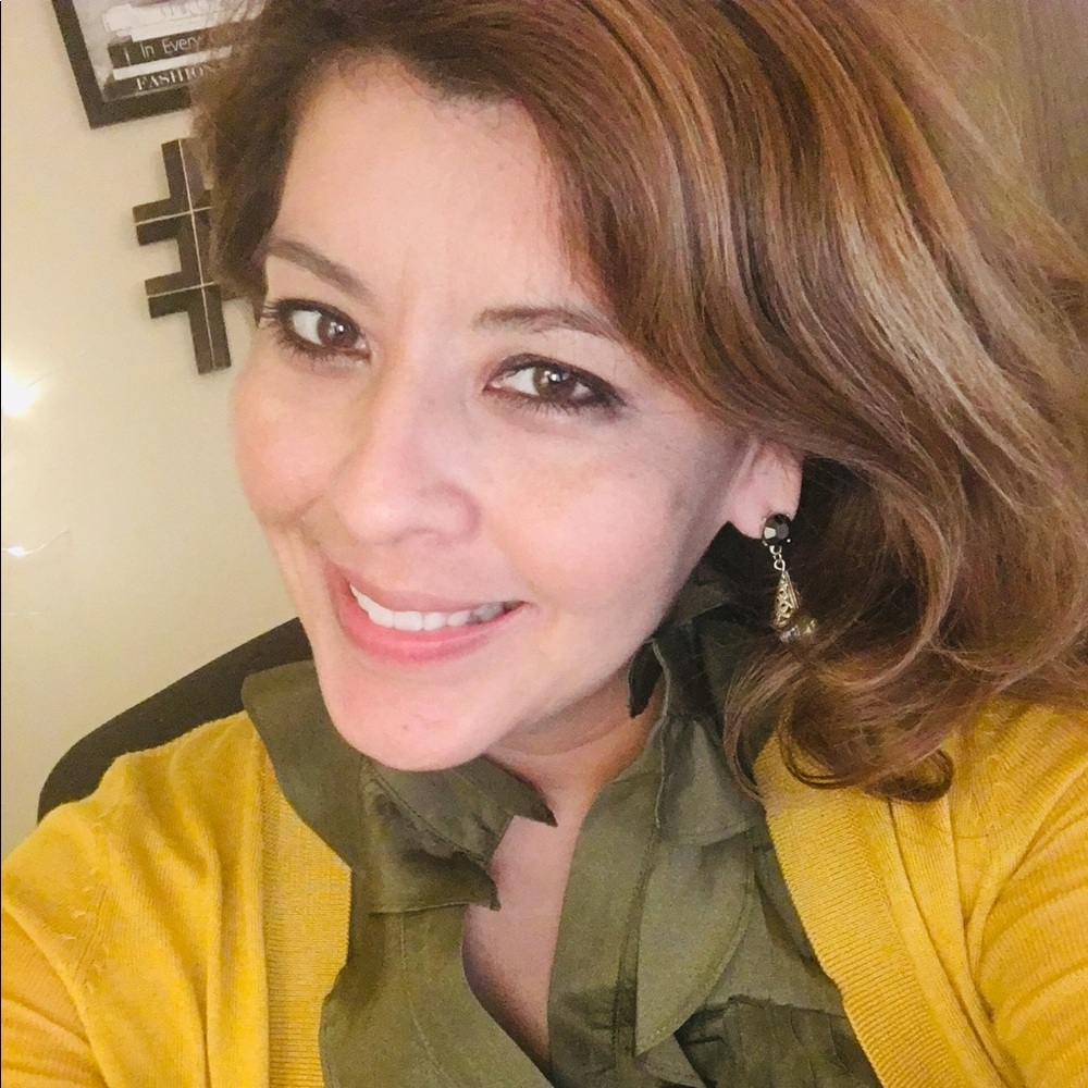 Meet your Posher, Veronica